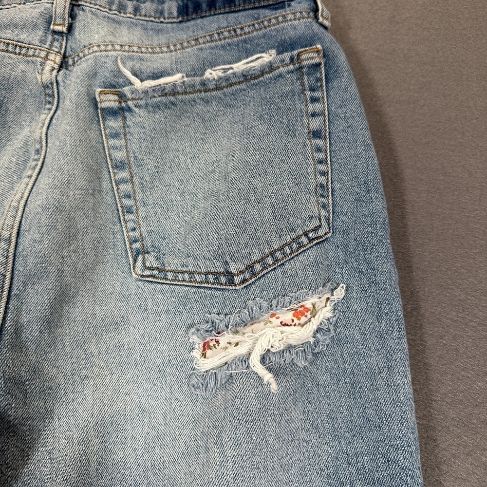 Forever 21 Jeans Womens 29 Light Blue Denim Button Fly‎ Straight Leg Distressed - Picture 3 of 9